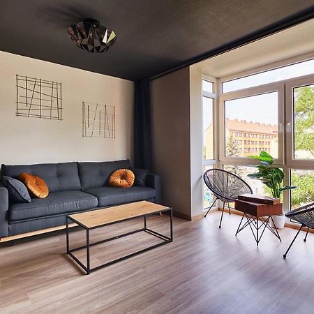 Spaciousliving Design Apartment - Central - Box Spring Bed - Exhibition Dresda Esterno foto